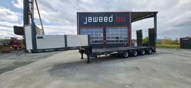 Fahrzeugabbildung Goldhofer STZ-L4-42/80A / Teleskop 4.40m / Rampen / Remote