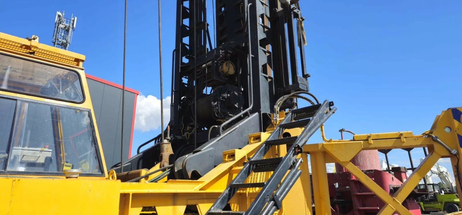 Fahrzeugabbildung IHC Fundex F12SE