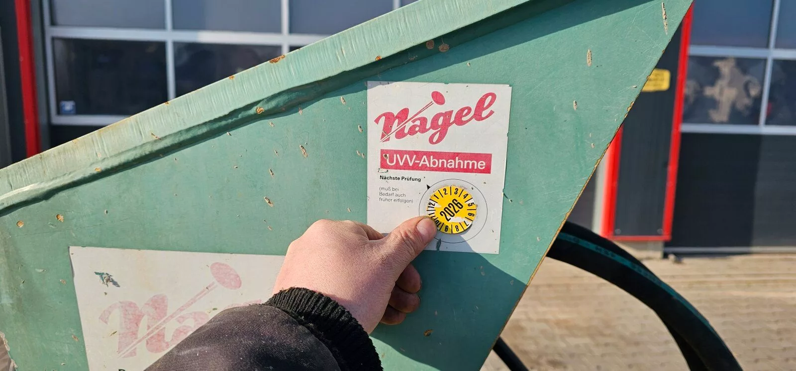 Fahrzeugabbildung Liebherr Ammann ACA 1000 Anbauverdichter