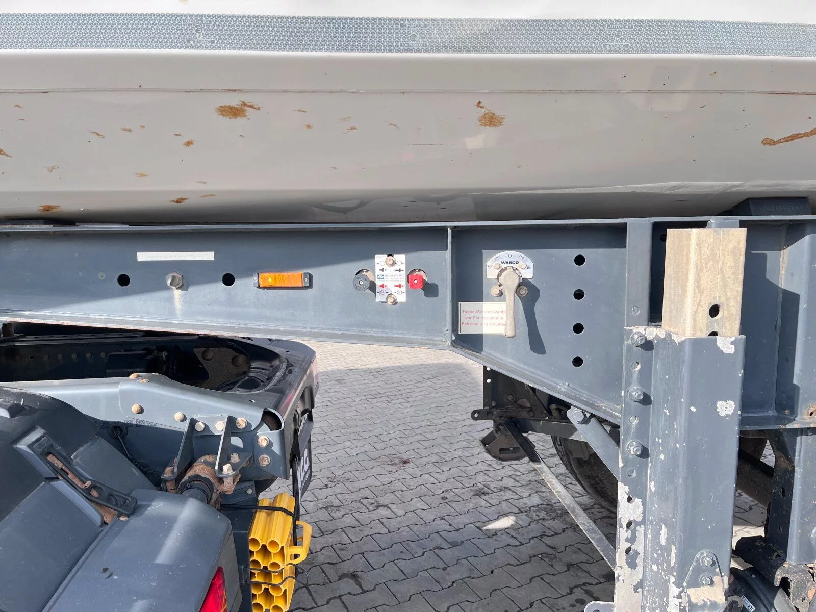 Fahrzeugabbildung Kempf SKM 35/3 / Stahl - Kipper