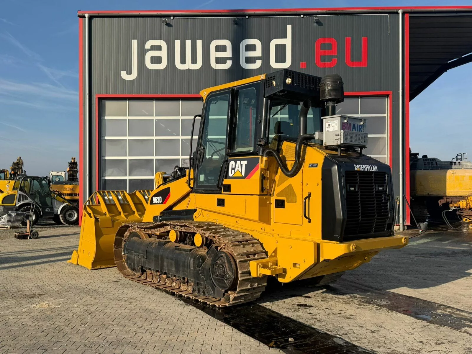 Fahrzeugabbildung CAT 963D Laderaupe / Schutz Belüftung