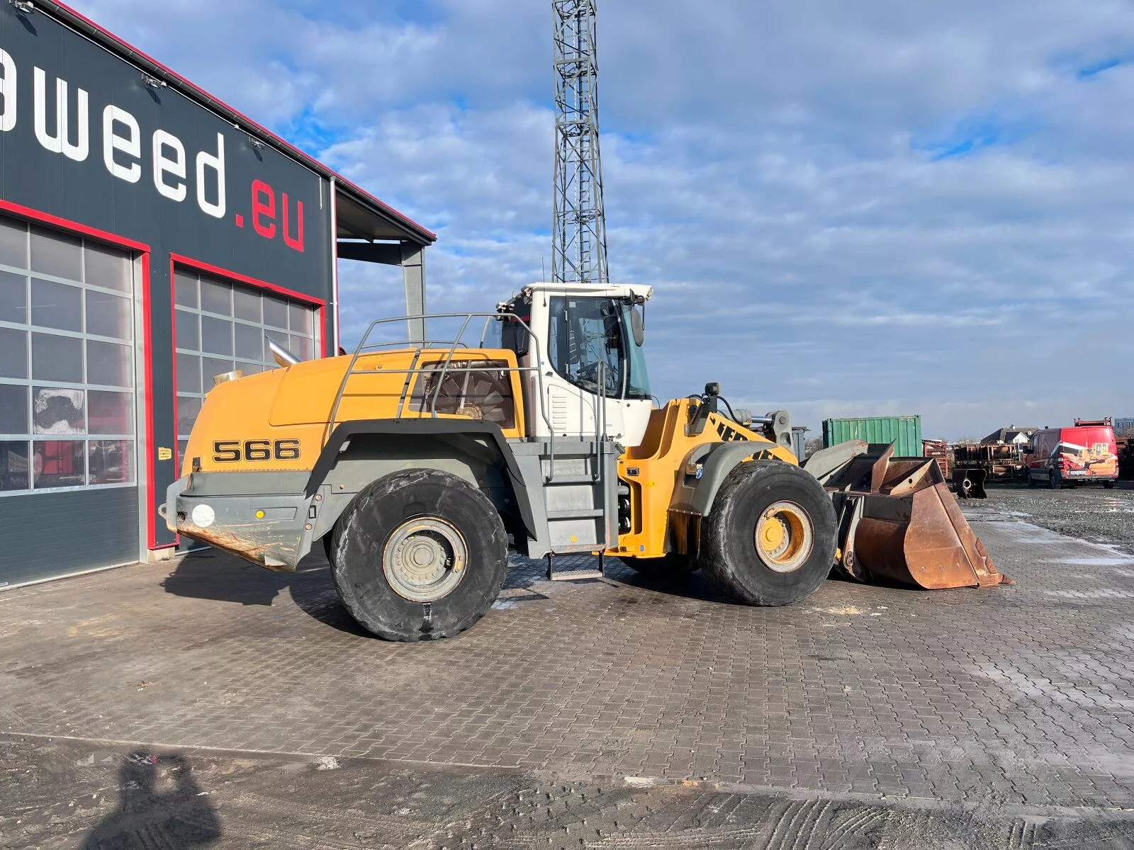 Fahrzeugabbildung Liebherr L 566 / 4x4 / Waage