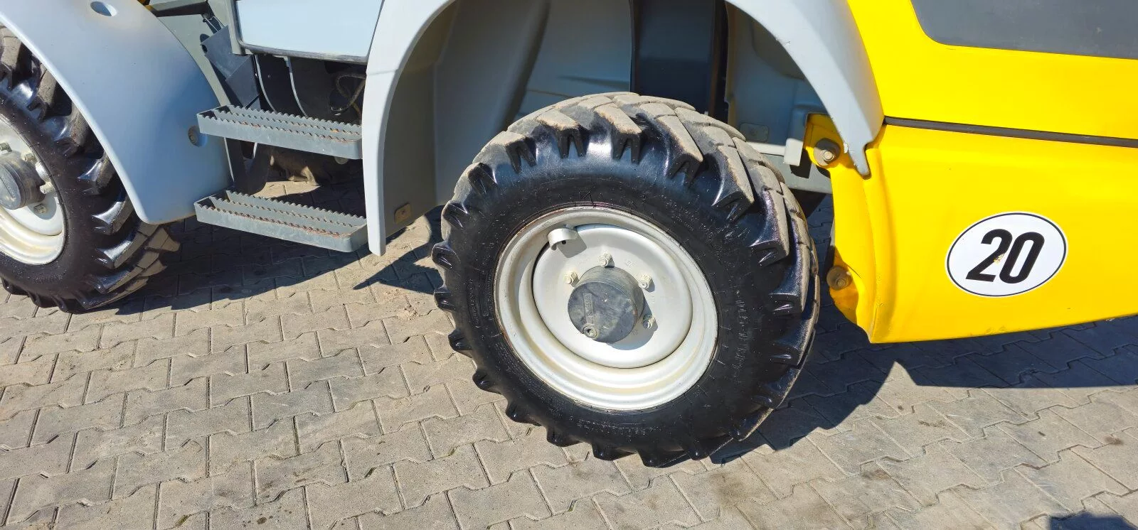 Fahrzeugabbildung Kramer 5055 Diesel (349) Schaufel+Gabel Gewicht 4.500kg