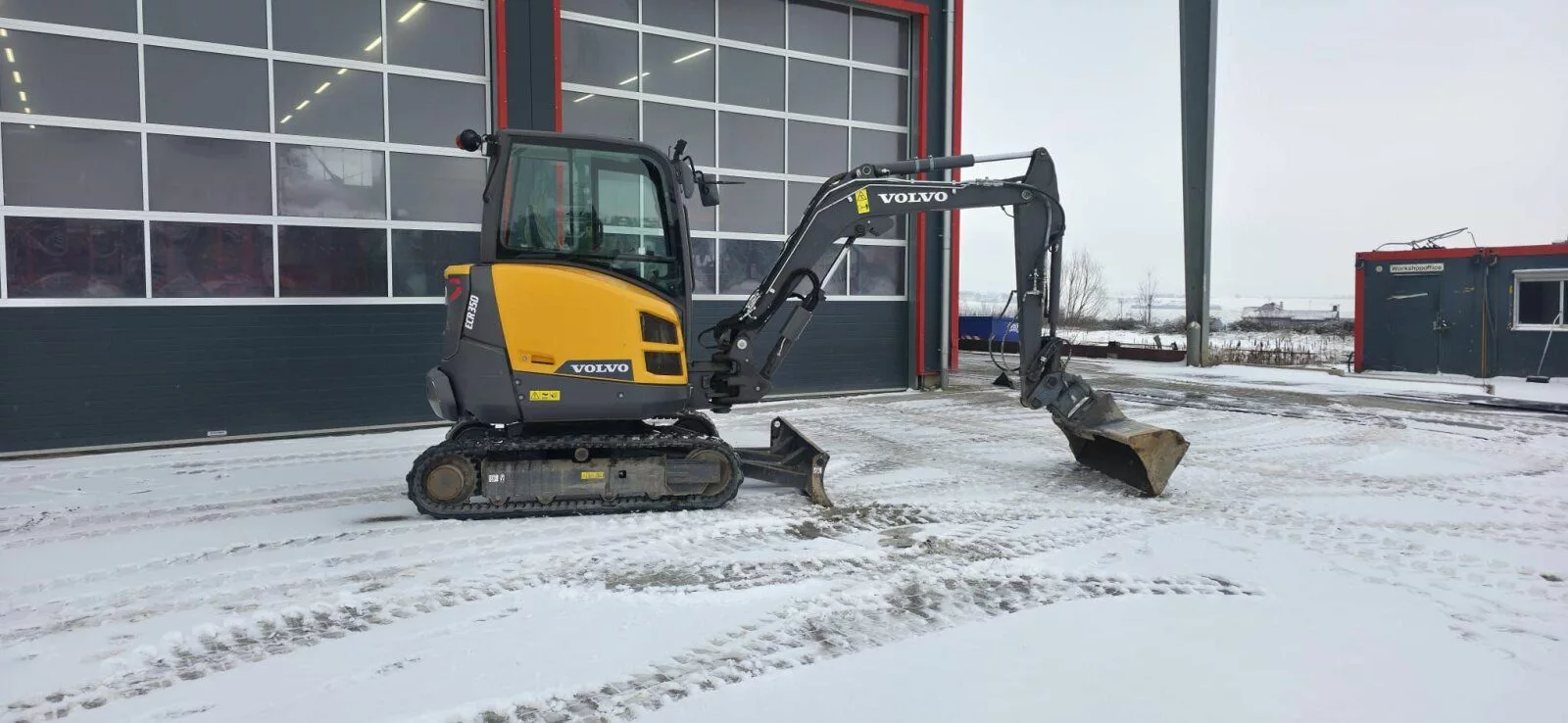 Fahrzeugabbildung Volvo ECR 35 D / Orig. 776 Stunde / Tilt / AC