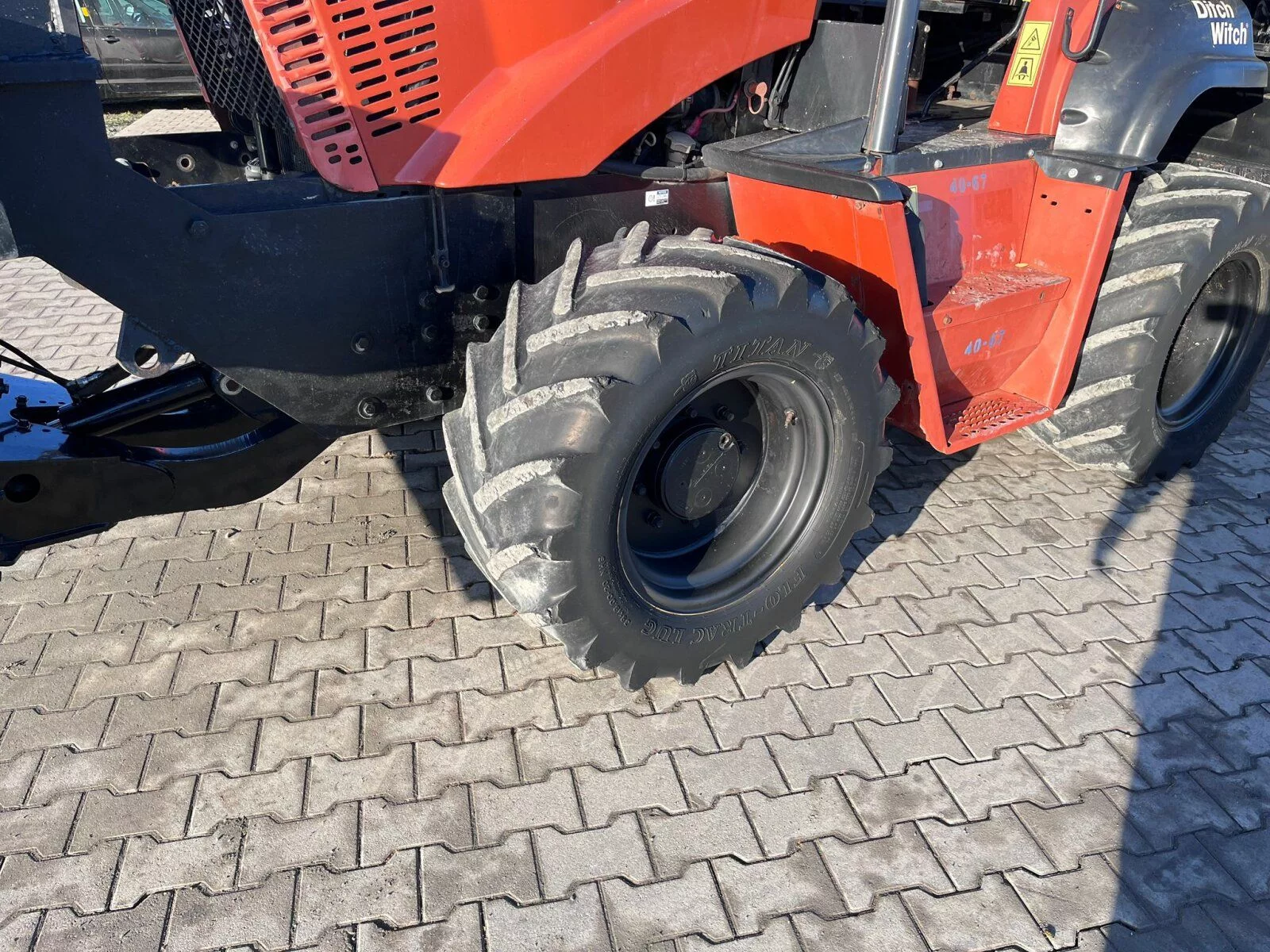 Fahrzeugabbildung Ditch Witch Ditch Witch RT 115H/ Fräse & Pflug / Grabenfräse