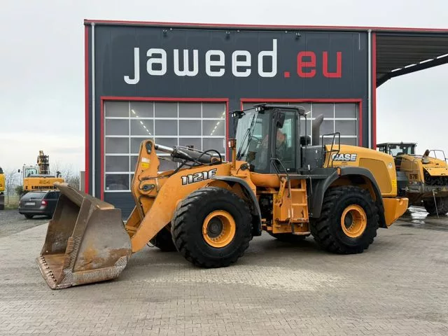 Andere Case 1121 F Radlader