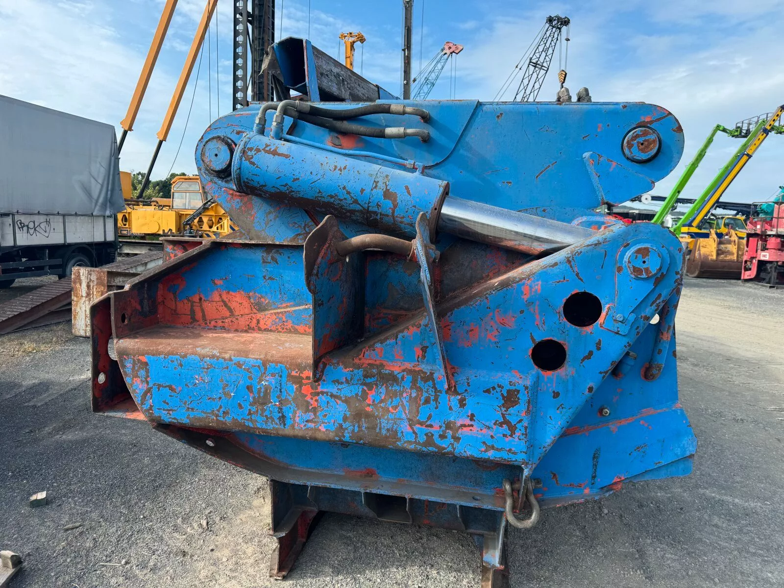 Fahrzeugabbildung Andere Hassel Ariete Schrottpresse Kran /Taurus Lefort