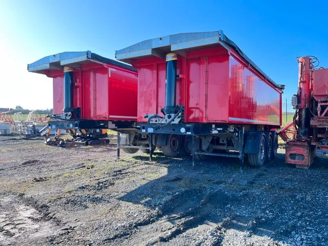 Fahrzeugabbildung Langendorf SKA 24/31 ALU Kipper