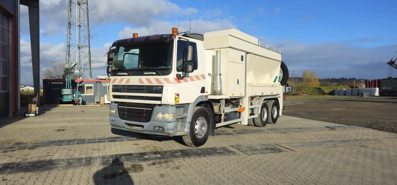 Fahrzeugabbildung DAF RSP ESE 26/7 / Saugbagger