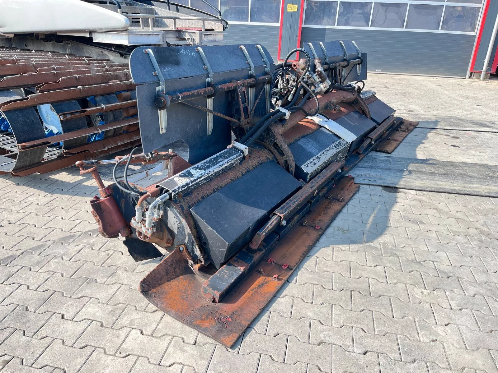 Fahrzeugabbildung Andere Prinoth Leitwolf Pistenbully Schneepiste