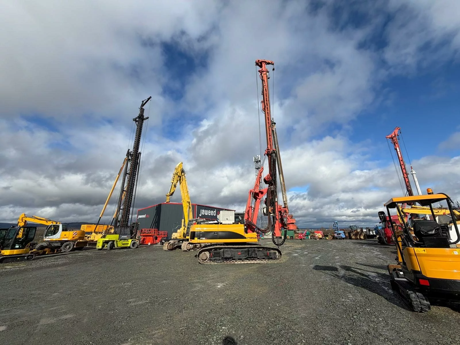 Fahrzeugabbildung Andere RH 12 inkl. Kellystange und Bohrtisch