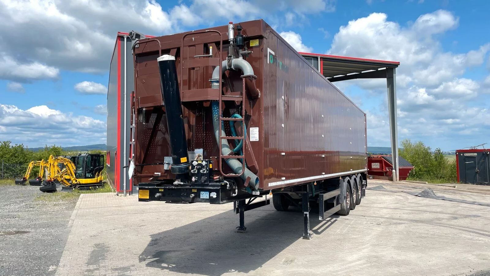 Fahrzeugabbildung Schmitz Cargobull Optitwin SA3-36S / Getreide / Kipper / Pumpe