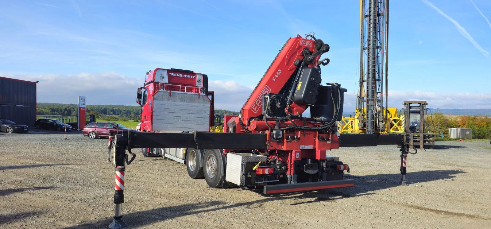Fahrzeugabbildung Mercedes-Benz 2651 Actros / Fassi F465A Kran / 13.5 to = 3m