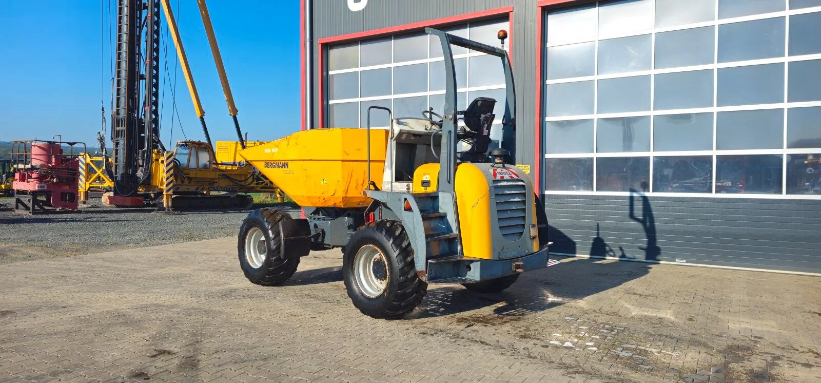 Fahrzeugabbildung Bergmann Bergmann 2090R Dumper 9,0 to / 3 Seiten Kipper