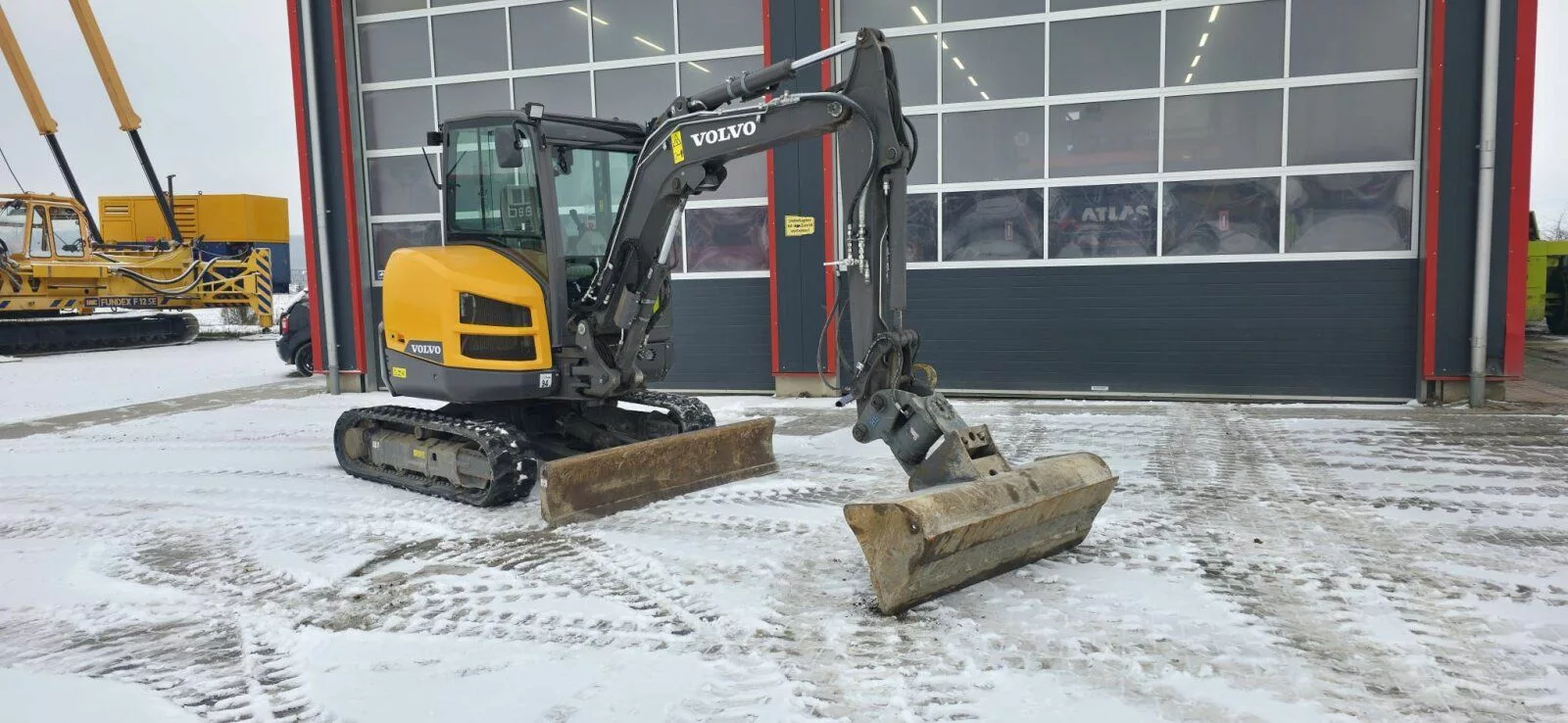 Fahrzeugabbildung Volvo ECR 35 D / Orig. 776 Stunde / Tilt / AC