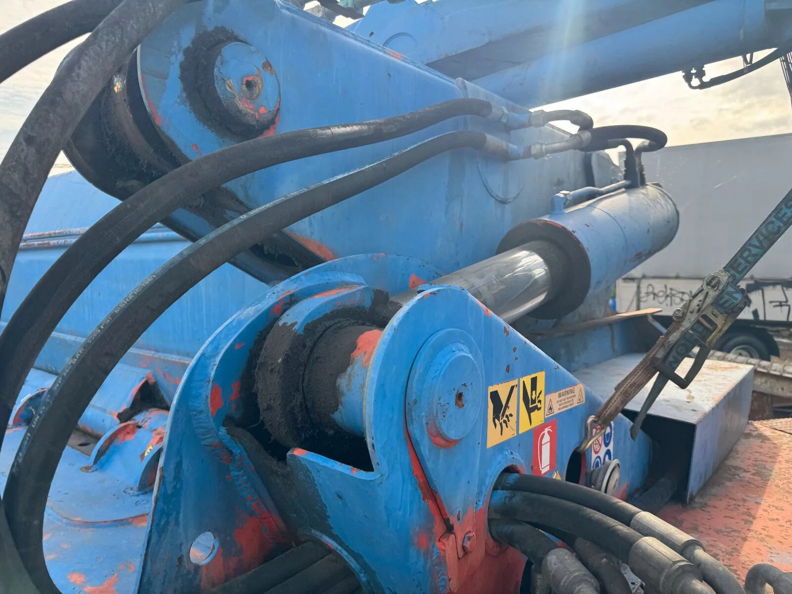 Fahrzeugabbildung Andere Hassel Ariete Schrottpresse Kran /Taurus Lefort