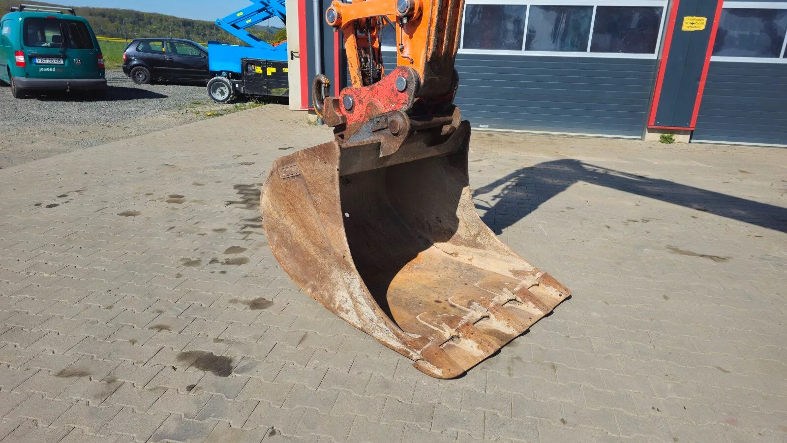 Fahrzeugabbildung Doosan DX140 LCR-3 / Lehnhoff Aufnahme / Löffel