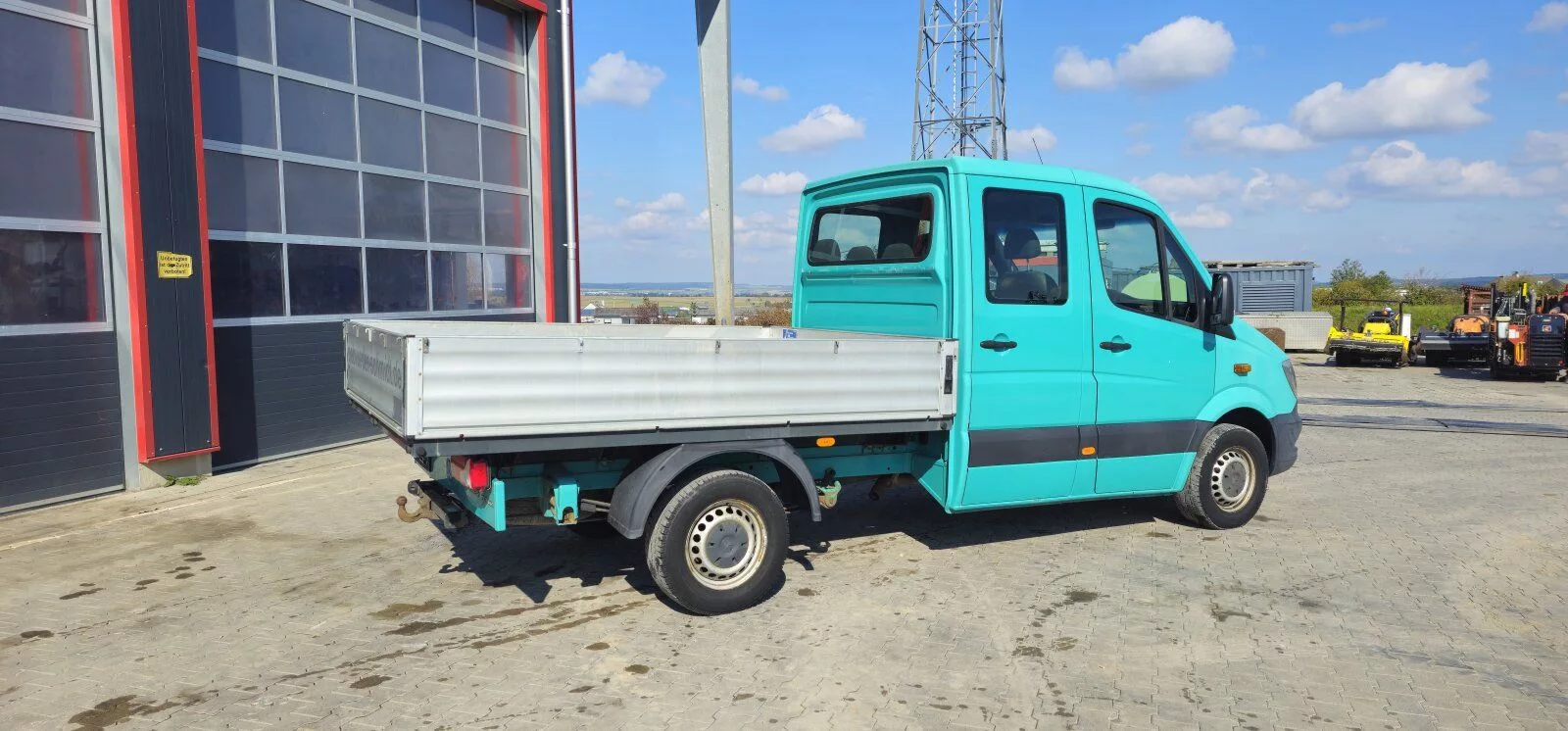 Fahrzeugabbildung Mercedes-Benz 213 CDI Sprinter II DOKA / AHK