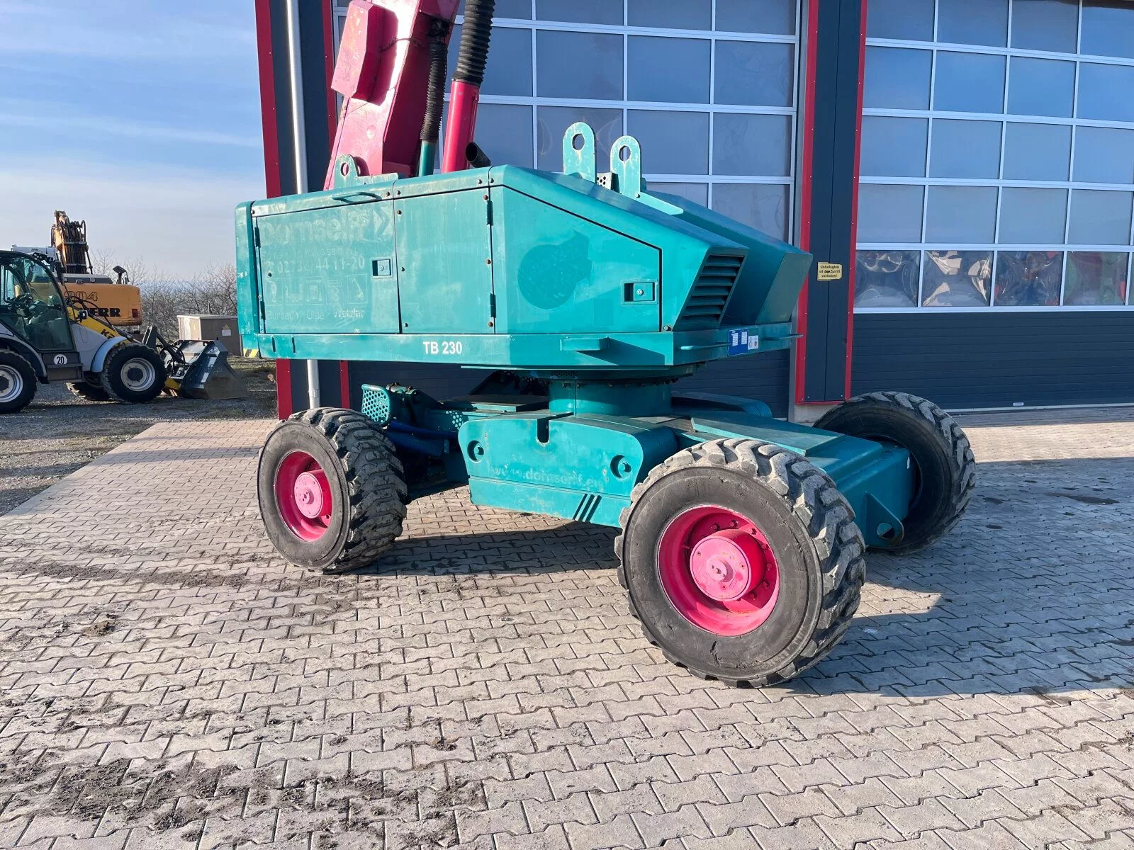 Fahrzeugabbildung Haulotte AICHI SP 21 A / Arbeitshlöhe: 23 meter / UVV