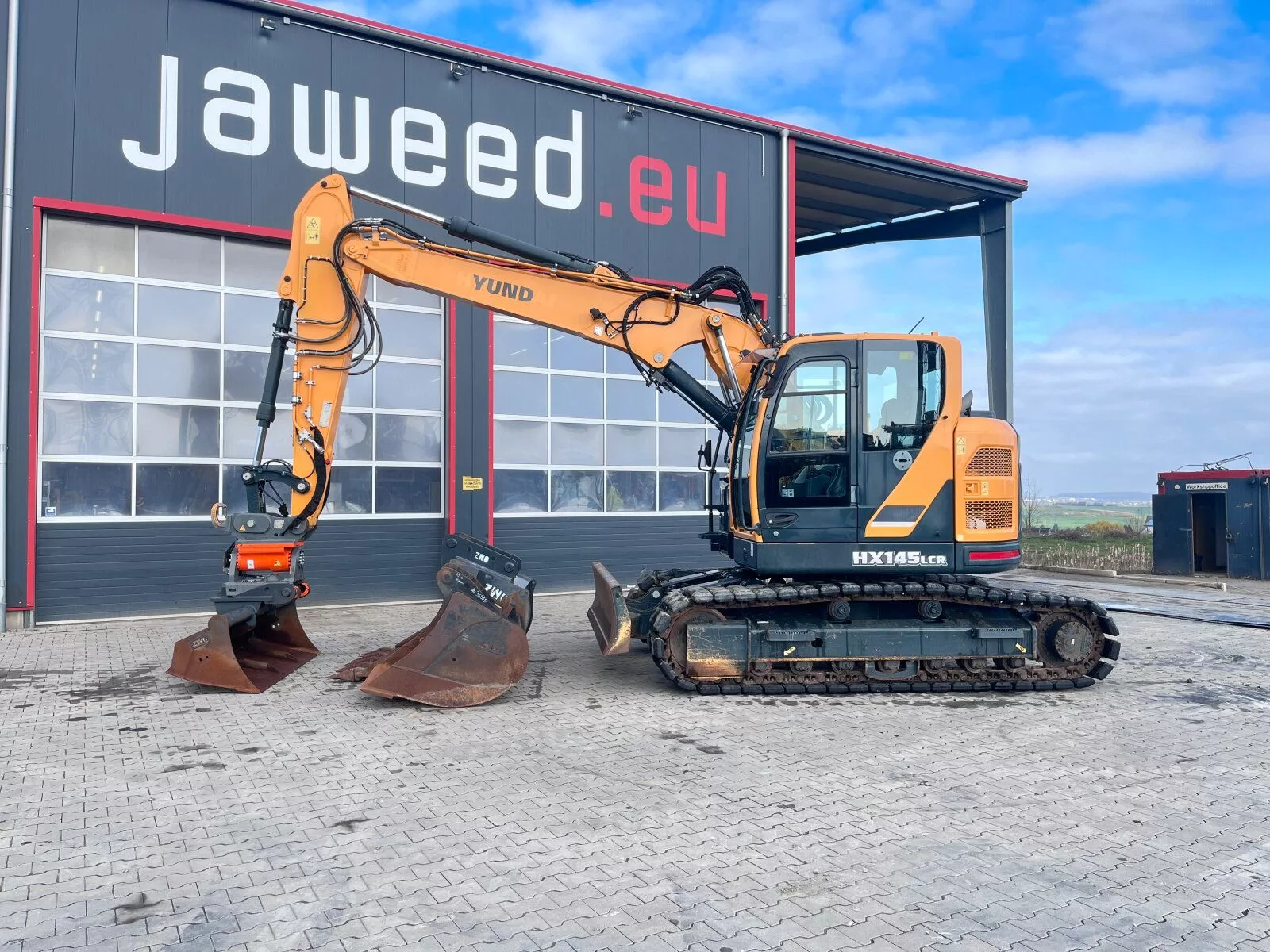 Fahrzeugabbildung Hyundai HX 145 LCR / Roto Tilt / TOP ZUSTAND