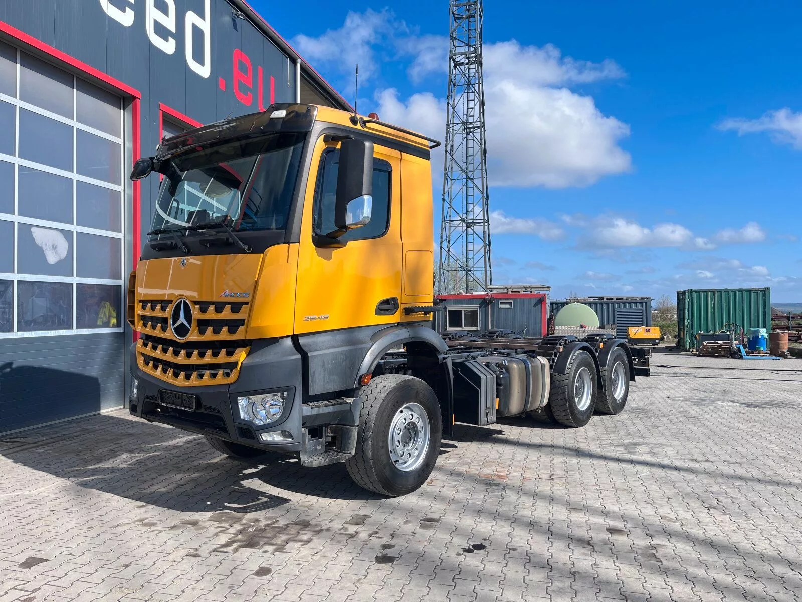 Fahrzeugabbildung Mercedes-Benz Arocs 2648 / 6x4 / Chassi Kipper/ Retarder