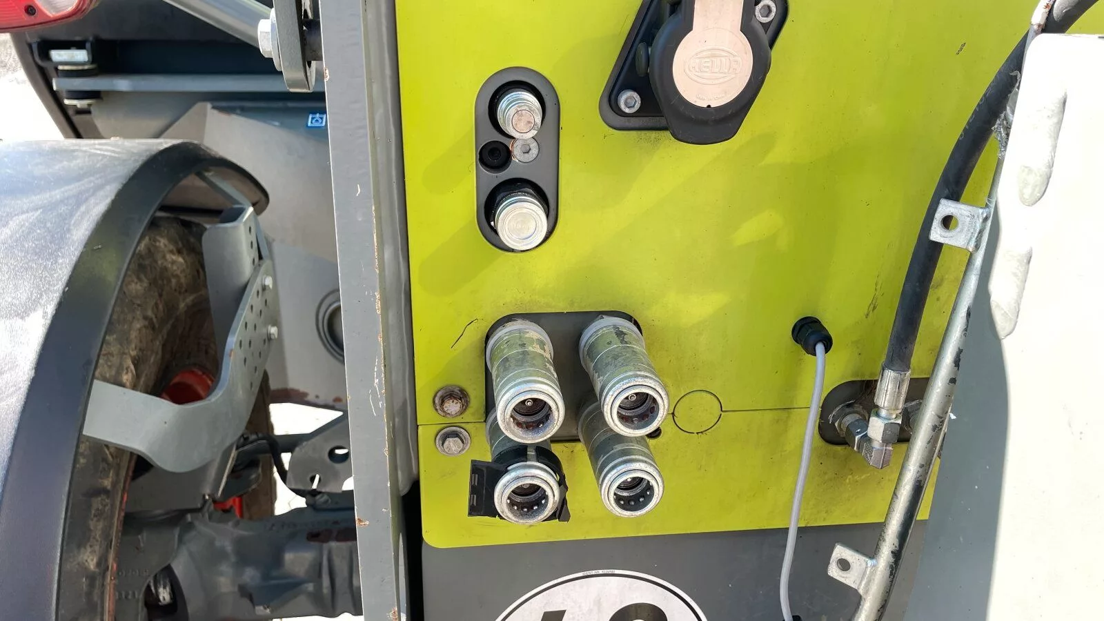 Fahrzeugabbildung Andere Claas Scorpion 741 / Liebherr / 7 m / 4 to