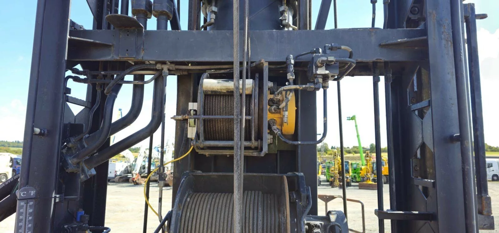 Fahrzeugabbildung IHC Fundex F12SE