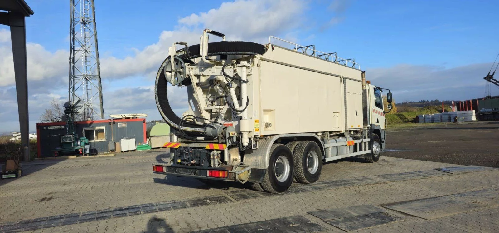 Fahrzeugabbildung DAF RSP ESE 26/7 / Saugbagger