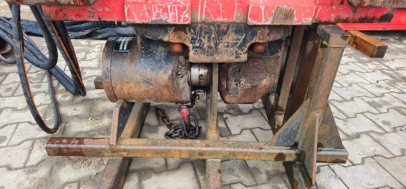 Fahrzeugabbildung Andere Müller MS-7 HFB + Power Pac Freireiter Rüttler