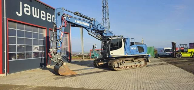 Liebherr R 936 LC /Verstellb. Kabine / GPS 3D/ Neuwertig