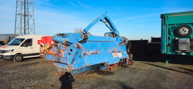 Fahrzeugabbildung Andere Hassel Ariete Schrottpresse Kran /Taurus Lefort