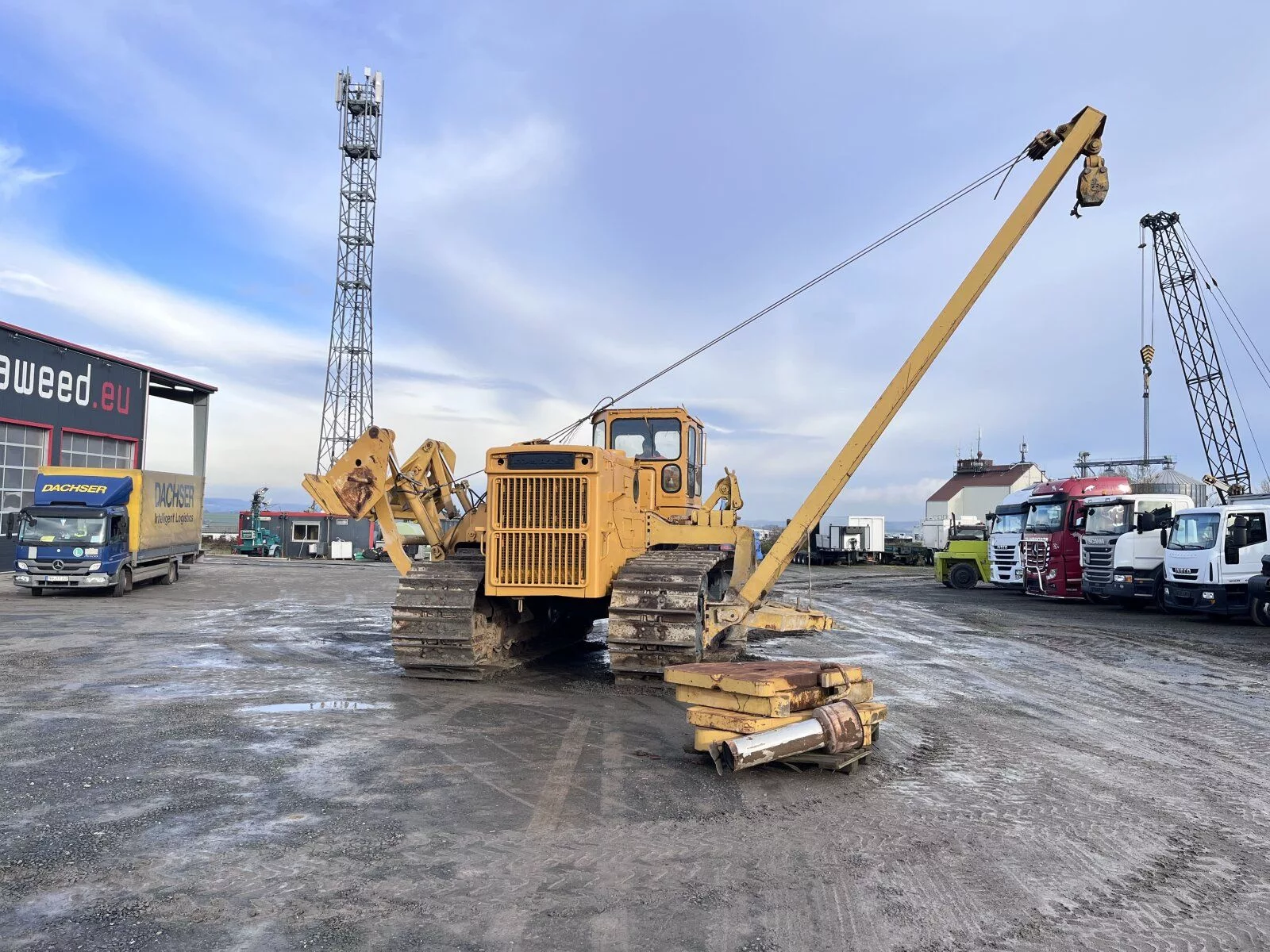 Fahrzeugabbildung Komatsu D355-3 Pipelayer / Rohrleger / 90 ton Hubkraft