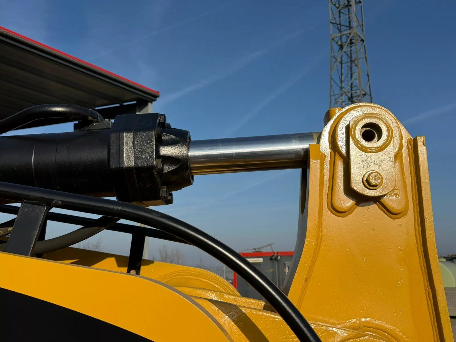 Fahrzeugabbildung CAT 963D Laderaupe / Schutz Belüftung