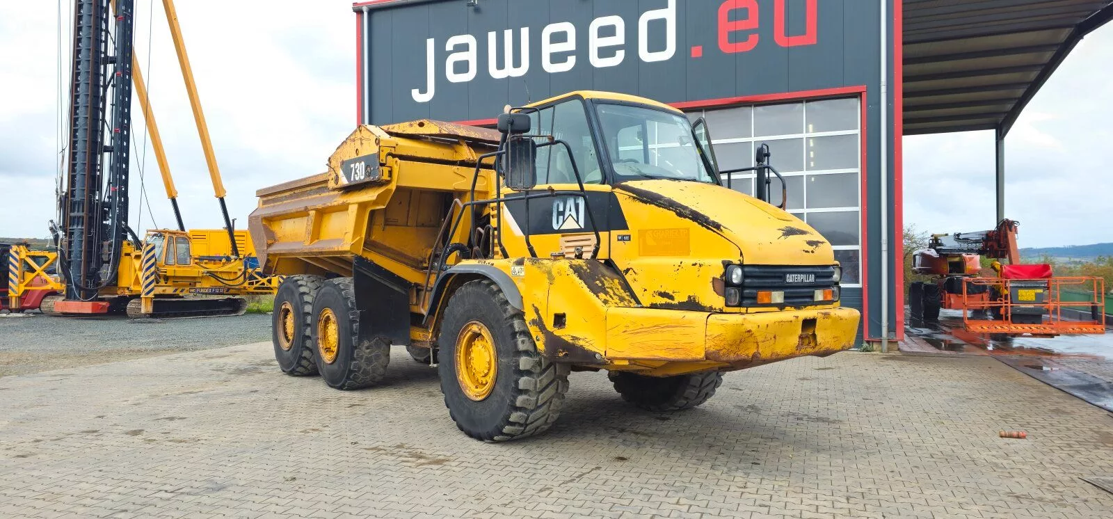 Fahrzeugabbildung CAT 730 6x6 DUMPER / Tunnel