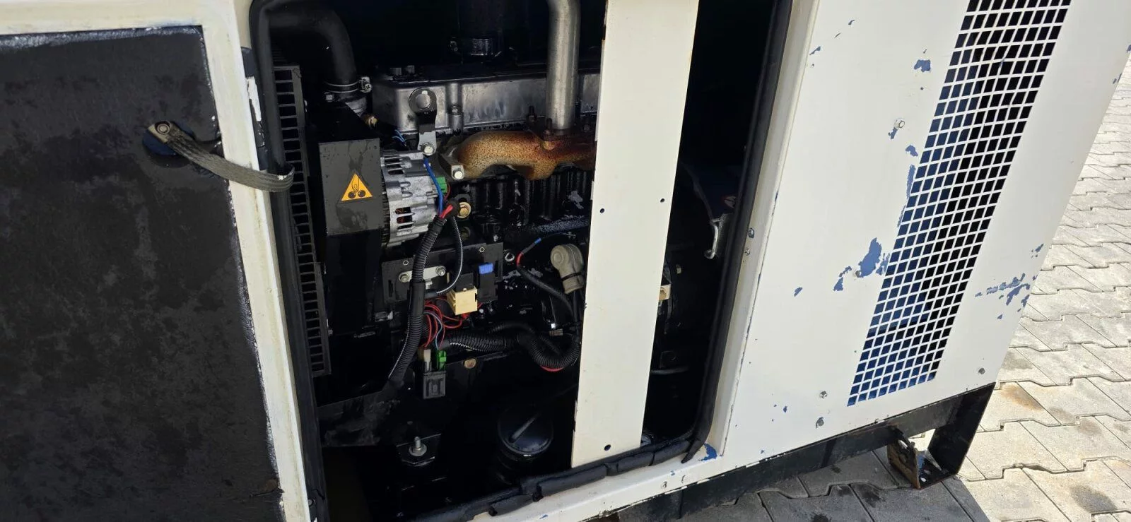Fahrzeugabbildung Andere Nexics SDMO 15KVA 15000STDE