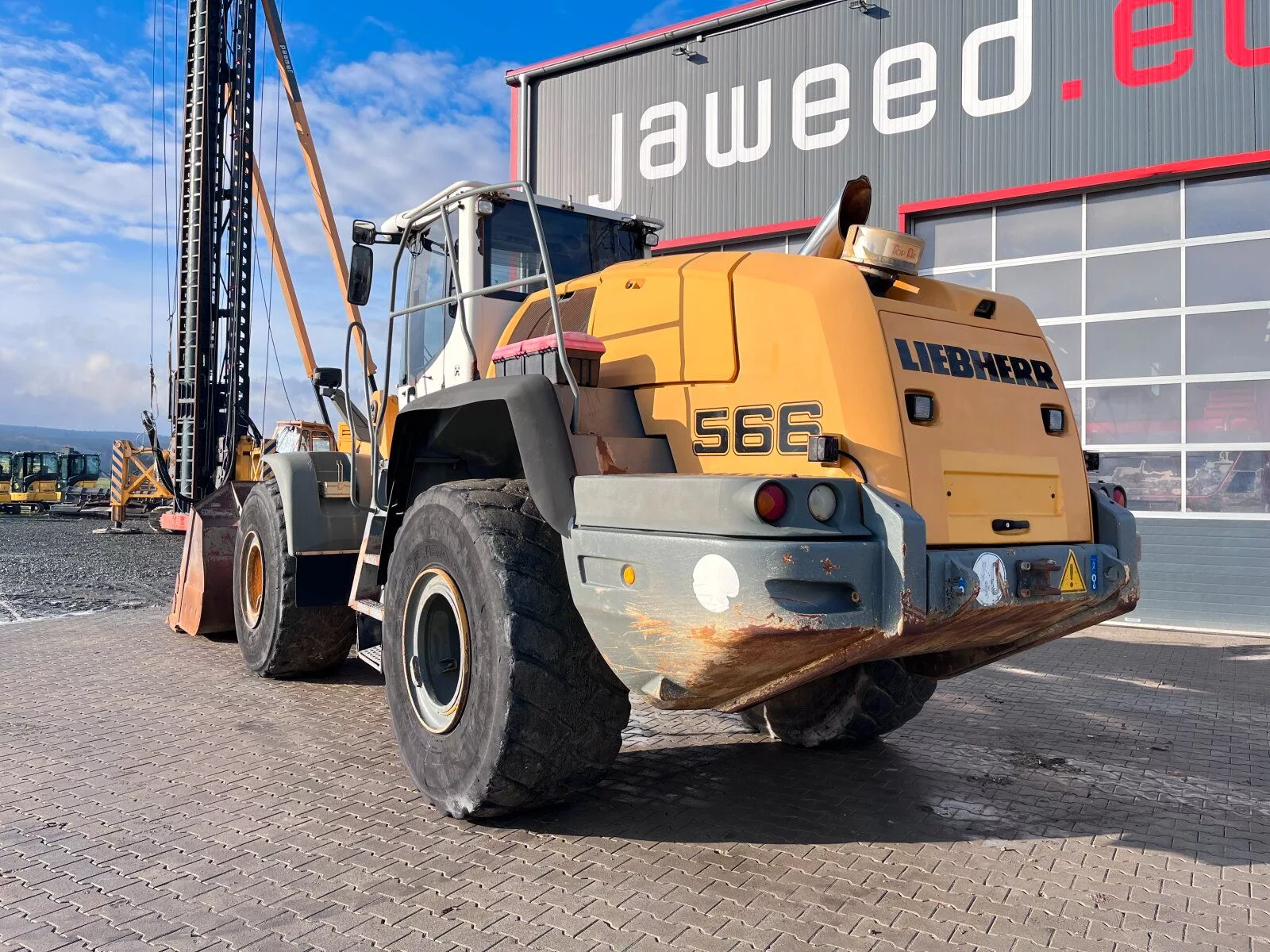 Fahrzeugabbildung Liebherr L 566 / 4x4 / Waage